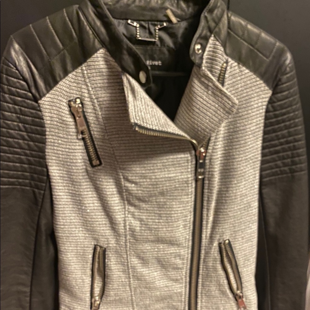 Wilson’s Leather black and grey jacket size small